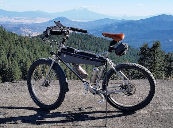 Rodriguez Off road Toruing bike with Rohloff rear hub